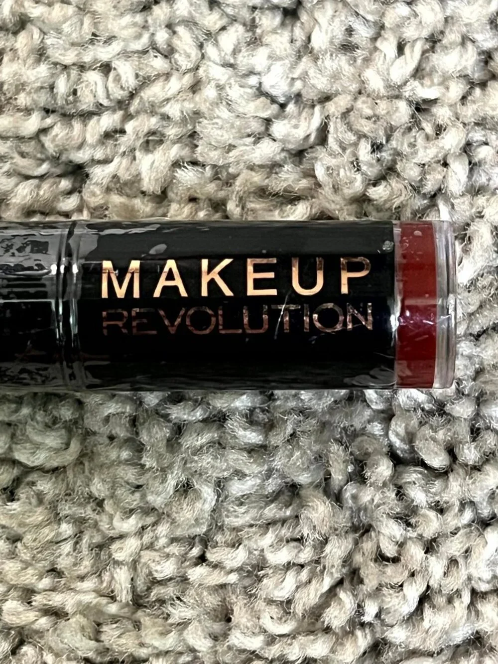 New Makeup Revolution Lipstick Reckless 0.11oz/3.2g
